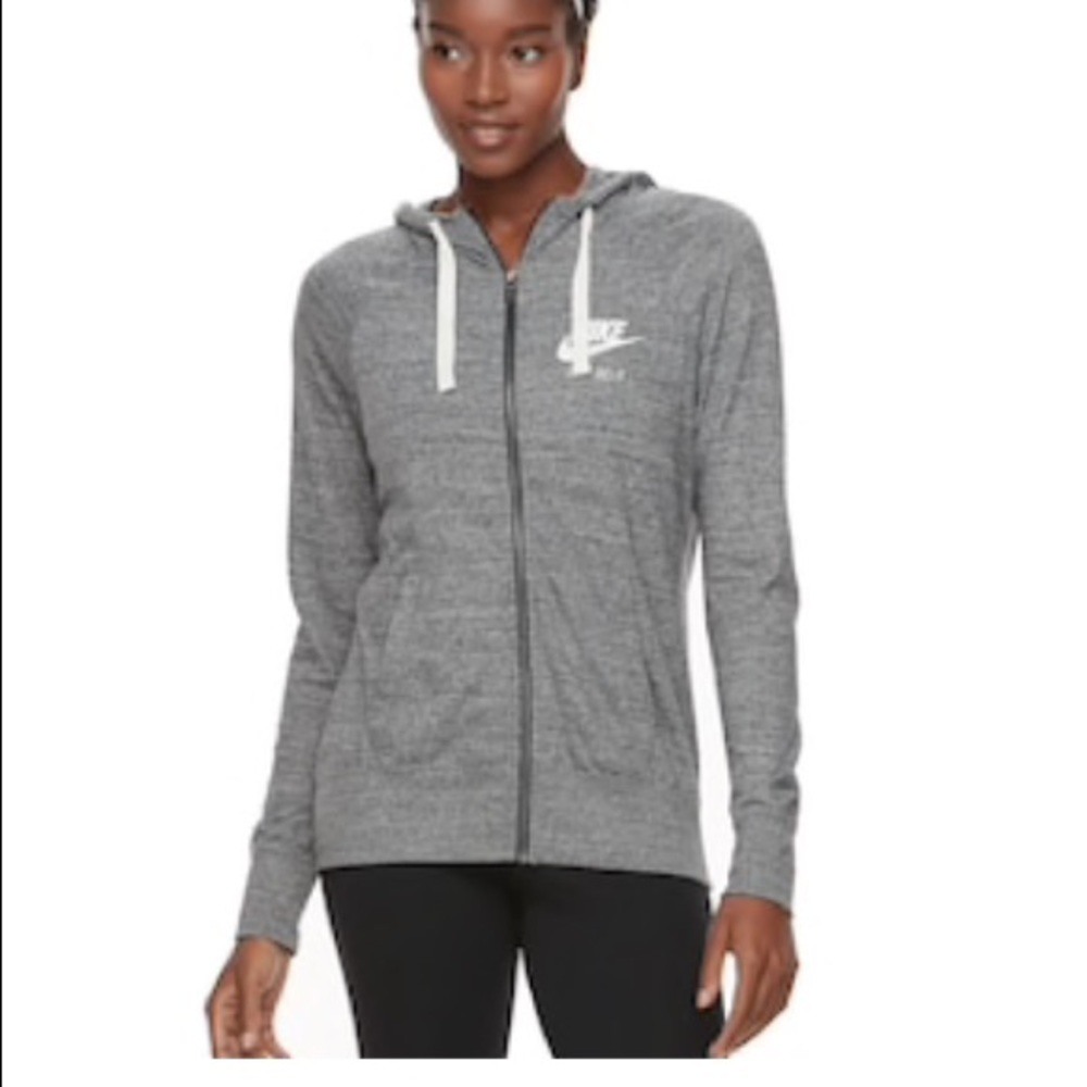 NWOT Gray Nike Hoodie Size Small